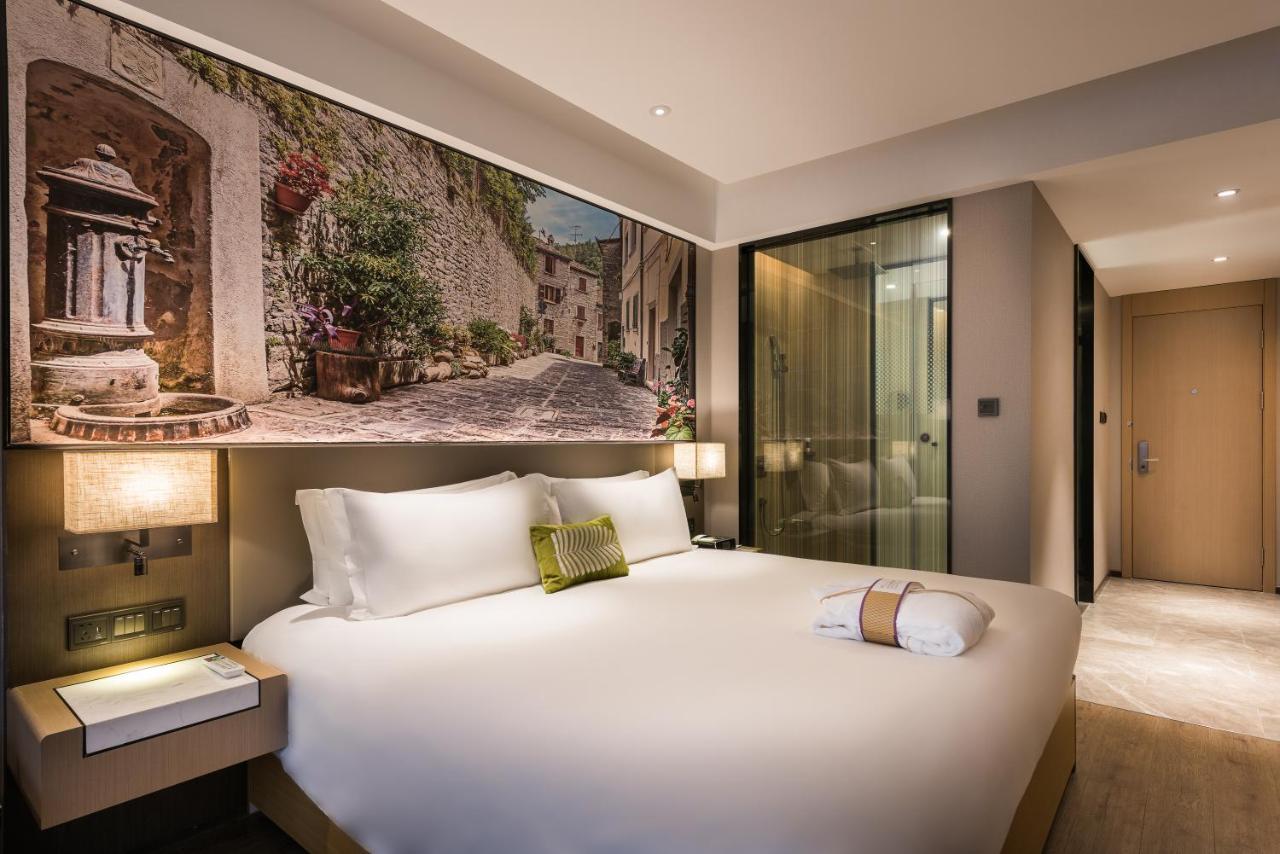 Mercure Hongqiao Railway Station 4* Shanghai